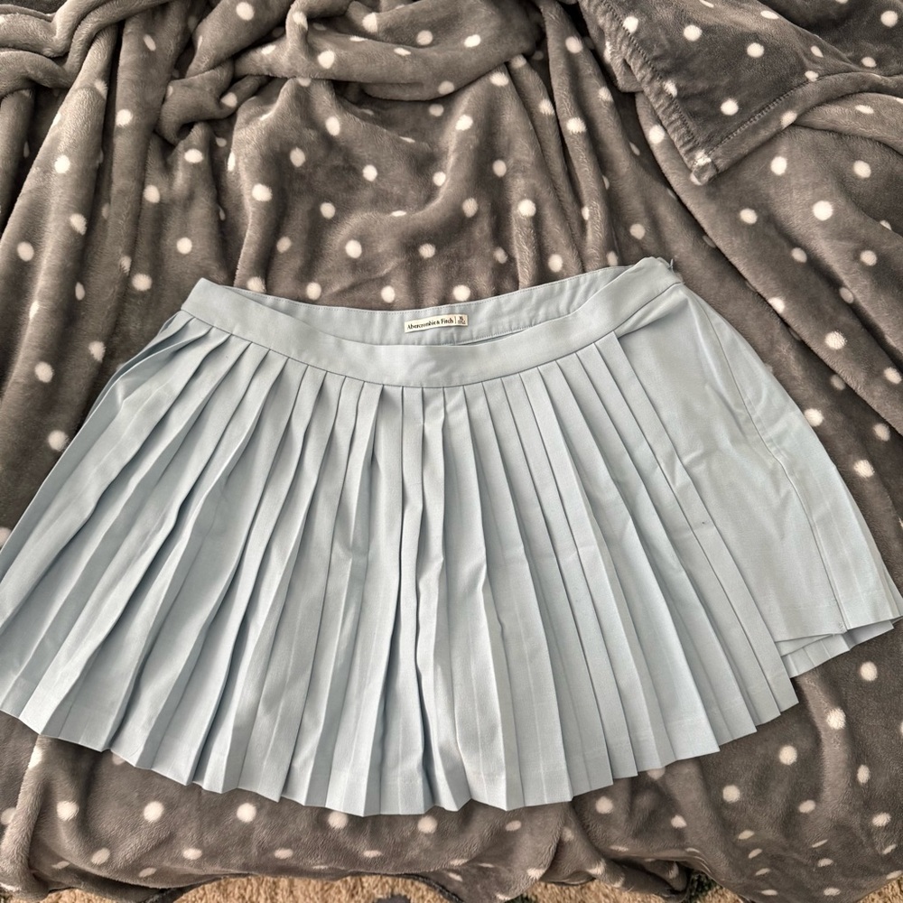 A&F Light Blue Pleated Skort